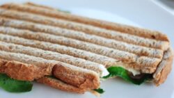 Receta de sándwich de huevo y espinacas con mayonesa