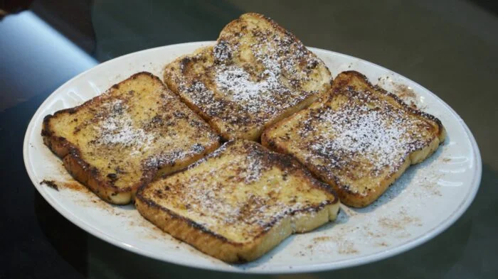 Tostadas francesas de vainilla con helado