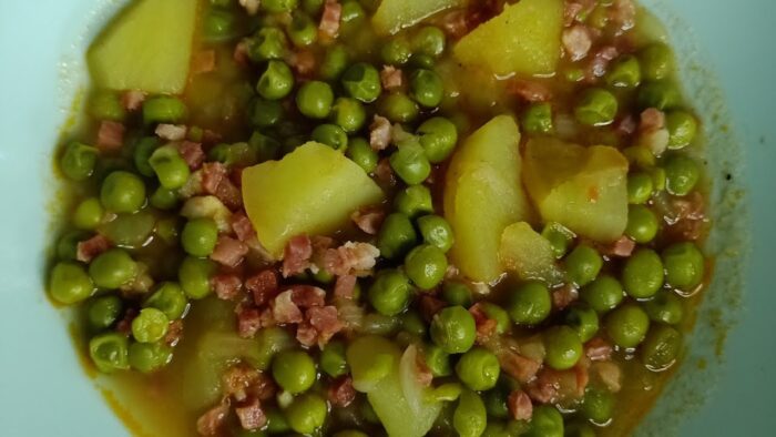 Guisantes guisados, fácil y rico con Thermomix