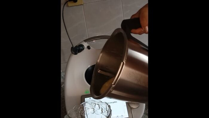 Natillas de chocolate y vainilla, fácil y rico con Thermomix