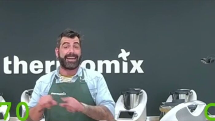 TARTA FACIL DE GALLETA Y CAFÉ CON THERMOMIX