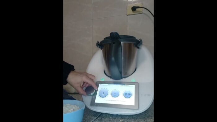 Bizcocho de agua, fácil y rico con Thermomix