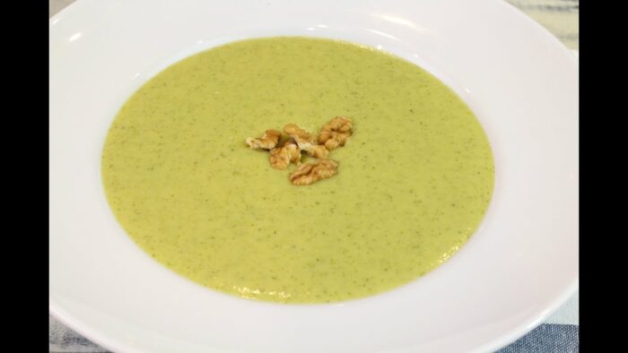 Crema de brócoli con Thermomix | Receta paso a paso