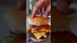 Hamburguesas en el air fryer / freidora de aire