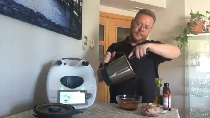 Pitas de Pollo con Verduras Doradas con Thermomix y José Ángel