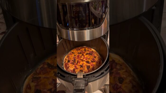 Pizza en la Freidora de aire🍕 #pizza #shorts #freidoradeaire