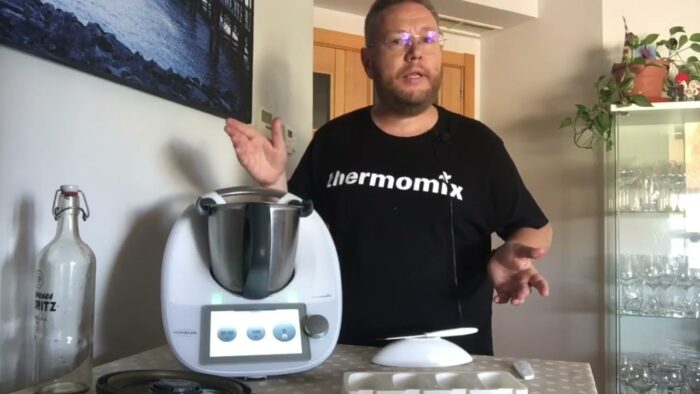 Polos de Cola y Vainilla con Thermomix y José Ángel