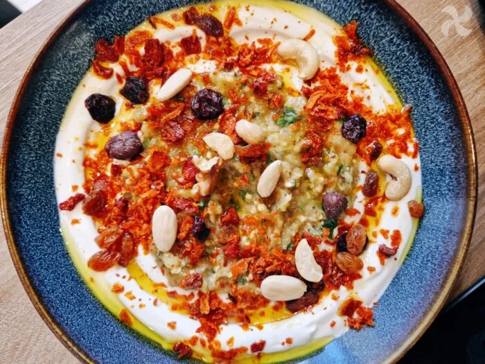 Dip de berenjenas y yogur griego