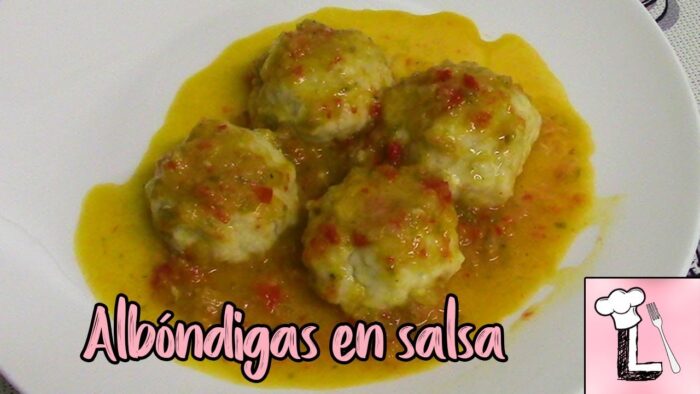 Como hacer Albóndigas de pollo caseras en salsa | Receta Thermomix | Comida sana