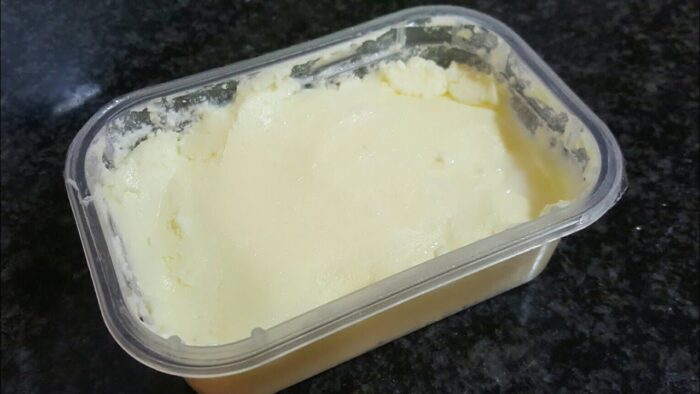 Como hacer mantequilla casera  con thermomix
