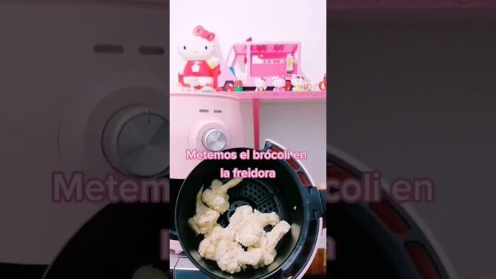 #HelloKitty y yo preparamos alitas de coliflor con bbq en freidora de aire rosa #recetas #sanrio
