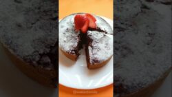 Minipastel de chocolate en freidora de aire fácil rápido y delicioso 😋🥮 Receta en la descripción.