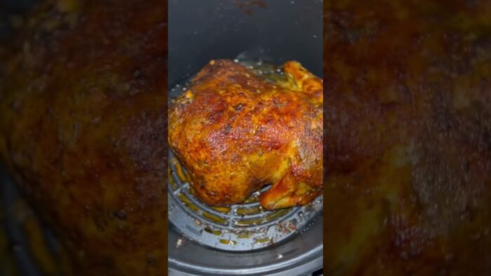 POLLO ENTERO EN FREIDORA DE AIRE #shorts