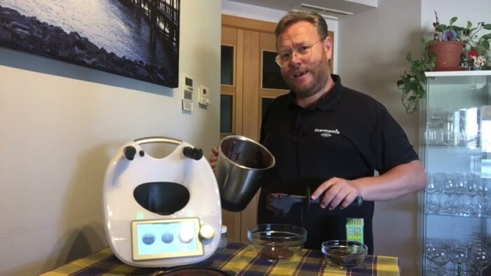 Postre de Chocolate Vegano con Thermomix y José Ángel