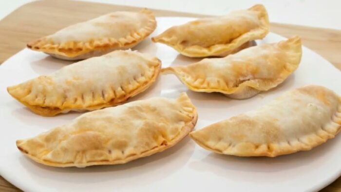 Prepara estas Empanadillas en la freidora de aire y sorprende a todos con su relleno delicioso 🤤