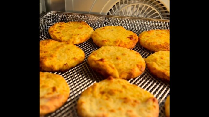 Tortitas de papa 🥔 en freidora de aire 💨 (sin aceite) #recipe #cooking #viral #recetas