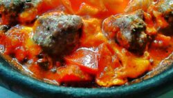 No te pierdas esta receta de tajine de kefta