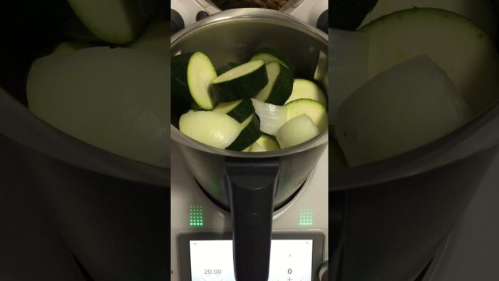 Crema de CALABACÍN 🥒 en THERMOMIX [ FÁCIL ] Recetas TM6