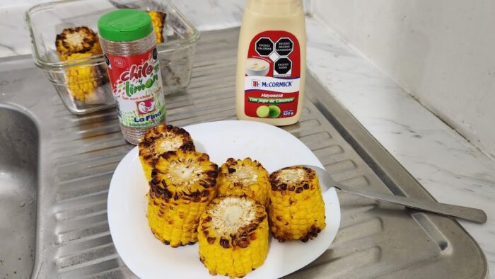 Elotes amarillos asados en freidora de aire