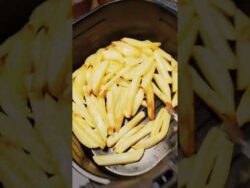FREIDORA DE AIRE sin aceite AIGOSTAR CUBE 7L – Patatas fritas, primer intento 🍟