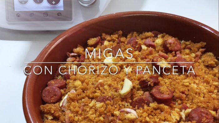 Migas con chorizo y panceta | Recetas Thermomix