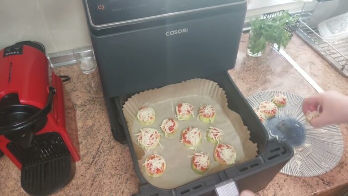 Minipizzas de calabacín en freidora de aire#airflyer#recetadeverdura#cenarapida