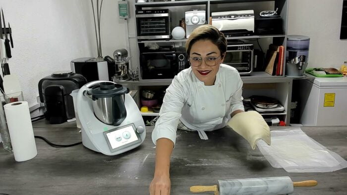 PASTA HOJALDRE CON THERMOMIX