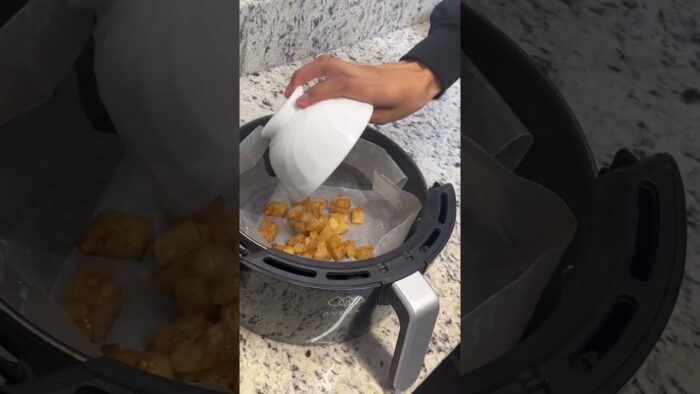 Snack con una freidora de aire | Grupo Santa Mónica #shorts
