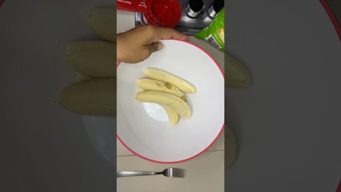 Torta de banano 🍌 en freidora de aire – Air Flyer (receta completa en mi canal)