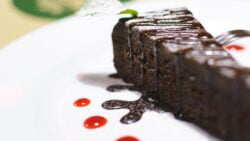 Prueba este pastel casero de Kinder y Nutella