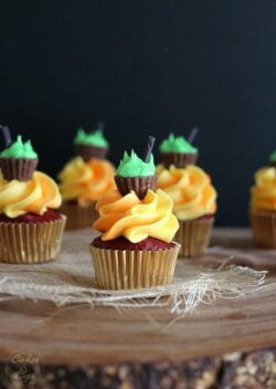 Halloween Cauldron Cupcakes | Cookies and Cups
