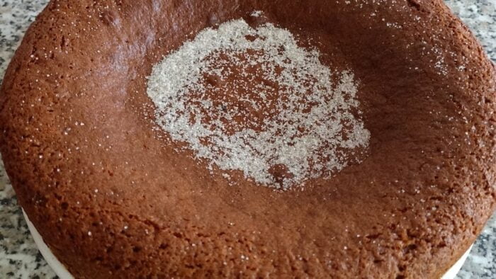 Bizcocho de turrón duro, fácil y rico con Thermomix
