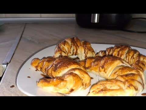 Croisants con nocilla en freidora de aire