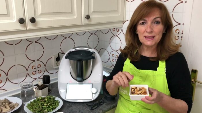 Mojete de espárragos, setas y gambas con Thermomix/Receta de Justa Molina       #JustaMolina