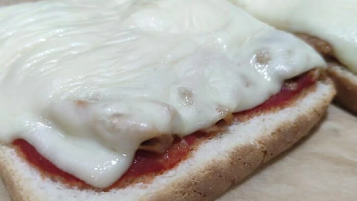 Paninis de pan de molde con atún en freidora de aire 🍞