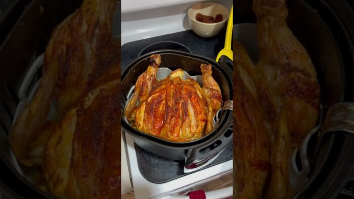 Pollo entero asado en una freidora de aire