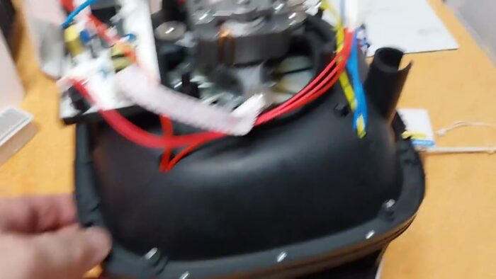 VIDEO 3 de 5:  DESMONTAJE INTERIOR DE FREIDORA AIR FRYER  XIAOMI, ACCESO A SONDA NTC