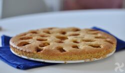 Bizcocho de almendras con higos