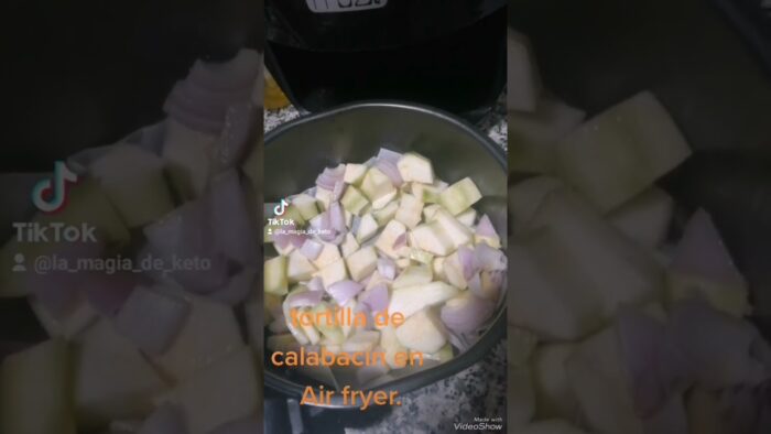 la tortilla de calabacín más fácil del mundo en freidora de aire.