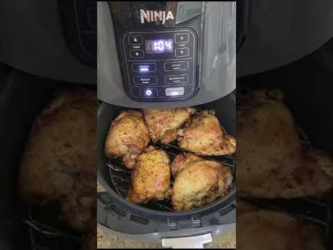 pollo frito en freidora de aire rico sabroso