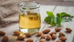 Vinagreta de almendras y toque de cítricos
