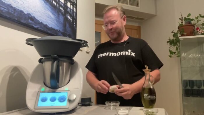 Atun al Ajillo con Thermomix y José Ángel