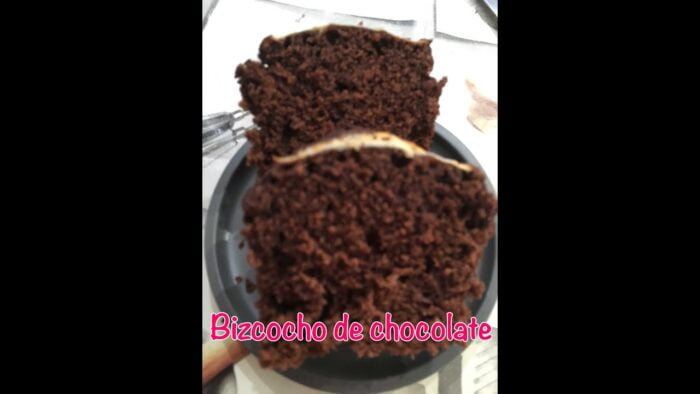 Bizcocho de chocolate con Thermomix / Receta Fácil