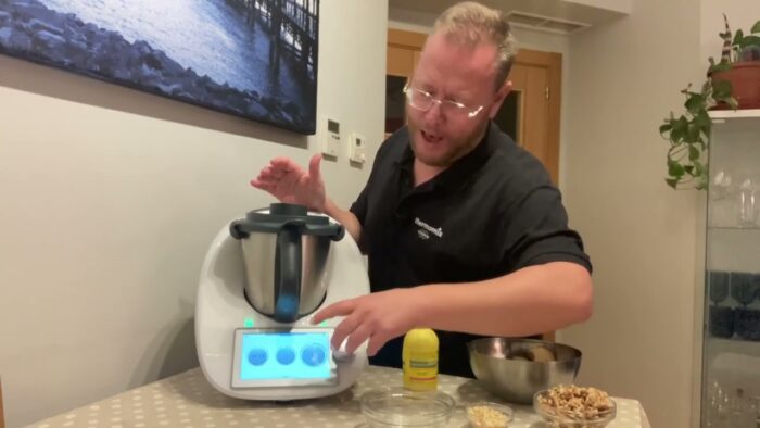 Dulce de Membrillo con Nueces y Piñones con Thermomix y José Ángel