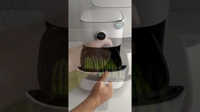 Espárragos trigueros en airfryer-freidora de aire