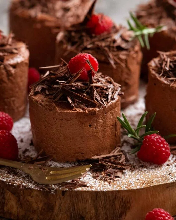 Mini chocolate cakes | RecipeTin Eats