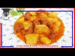 PATATAS GUISADAS CON SALCHICHAS EN THERMOMIX FACIL Y SENCILLO