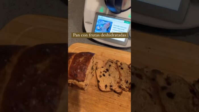 Pan con frutas desdichadas hecho con Thermomix. #shorts #thermomixtm6 #cookidoo #happyfamily #best
