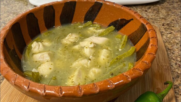 Pollo con nopales en salsa verde en Thermomix #shorts