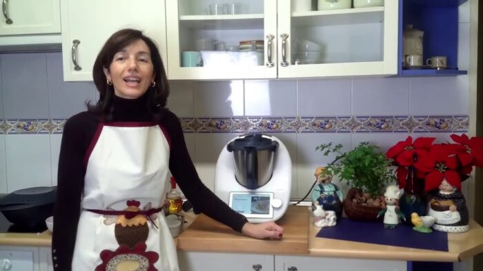 Pollo en pepitoria con patatas al vapor en thermomix